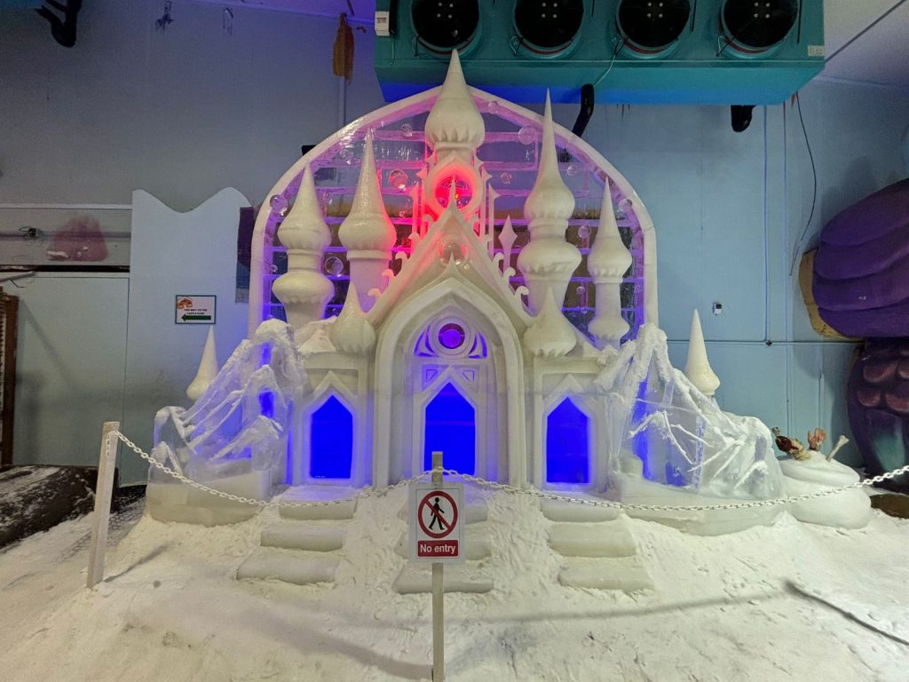 Snow City Singapore Unveils New Glacier Luge and Real Snowfall Experience in Major Revamp - Alvinology