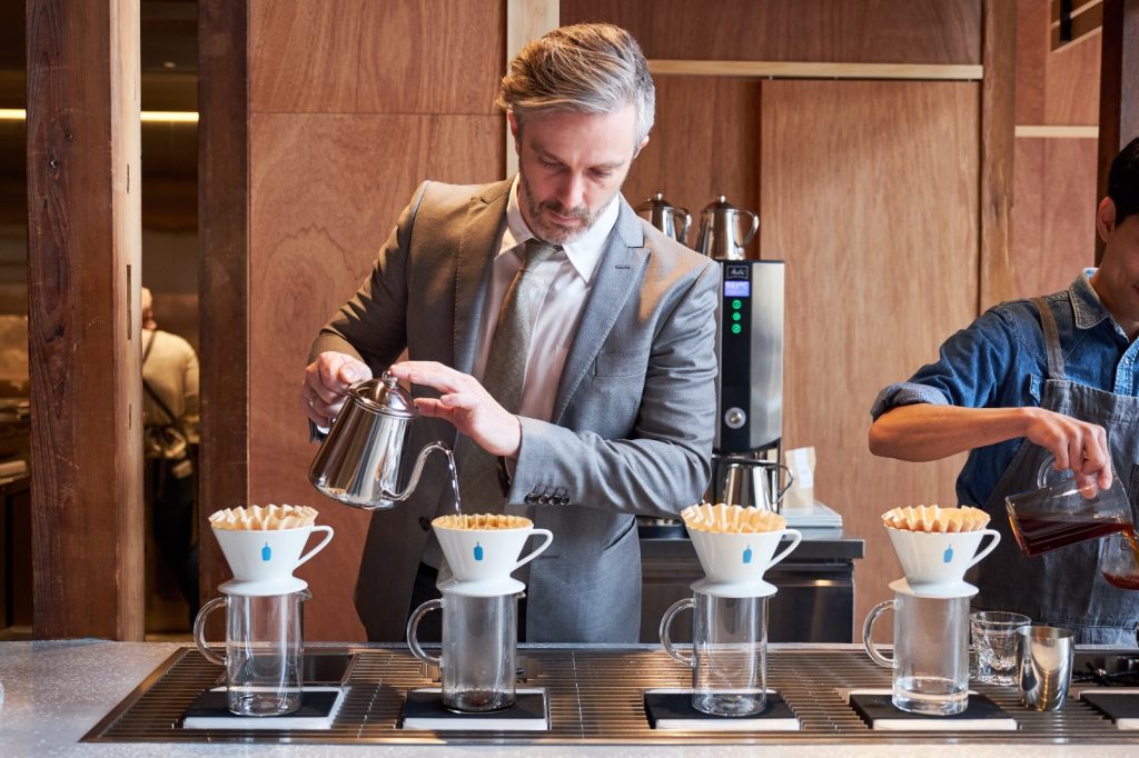 Blue Bottle Coffee Unveils Exclusive Coffee Workshops and Festive Merchandise in Singapore Blue Bottle Coffee Unveils Exclusive Coffee Workshops and Festive Merchandise in Singapore - Alvinology