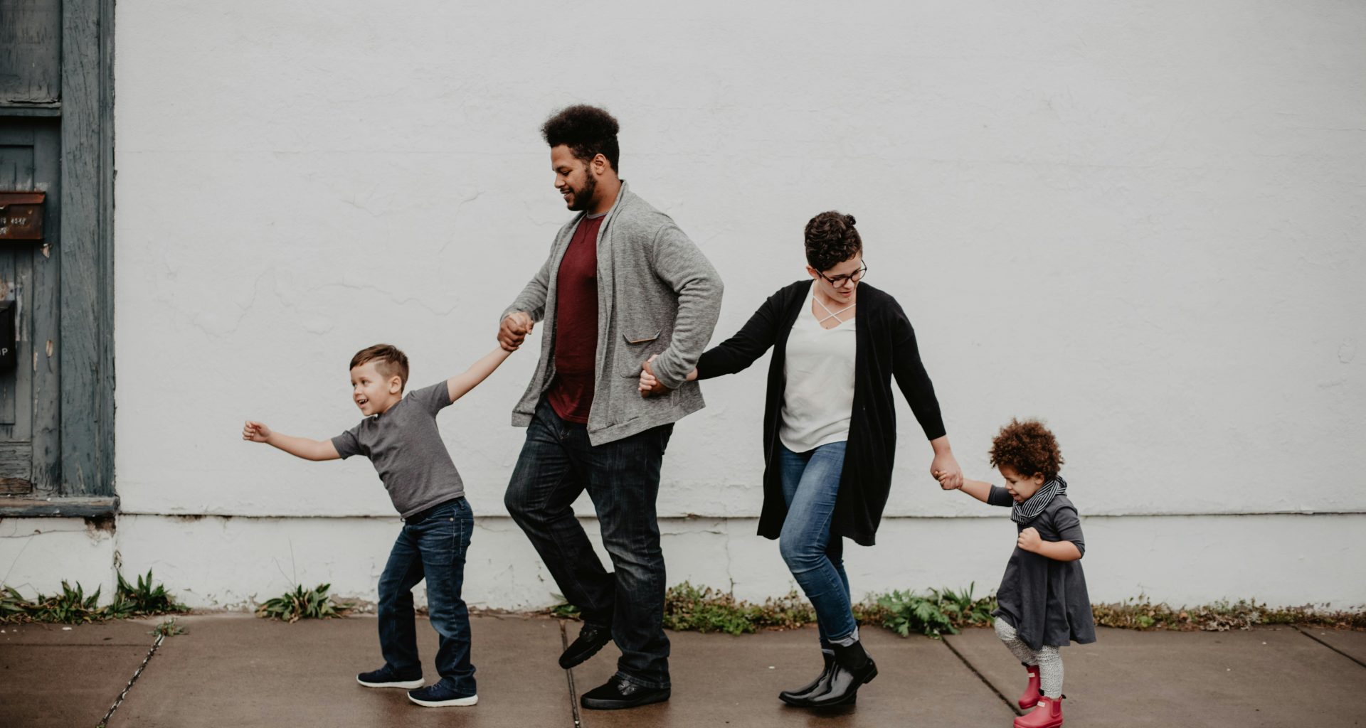 10 Ideas For Family Time and Why It's Important - Alvinology