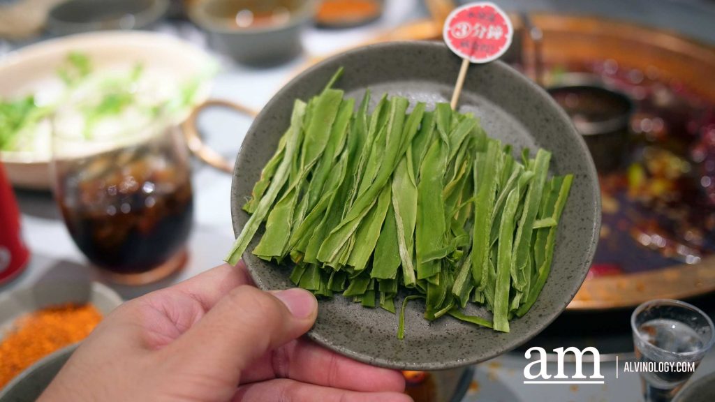 A Taste of Chongqing in Singapore: Uncle Fong Hotpot (方叔叔重慶老火鍋) Brings Fiery Authenticity to Suntec City - Alvinology