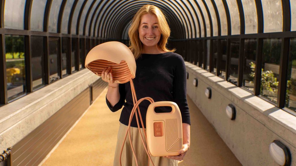 Singaporean Duo Wins Global Sustainability Prize at James Dyson Award 2024 for Revolutionary Weather Device - Alvinology