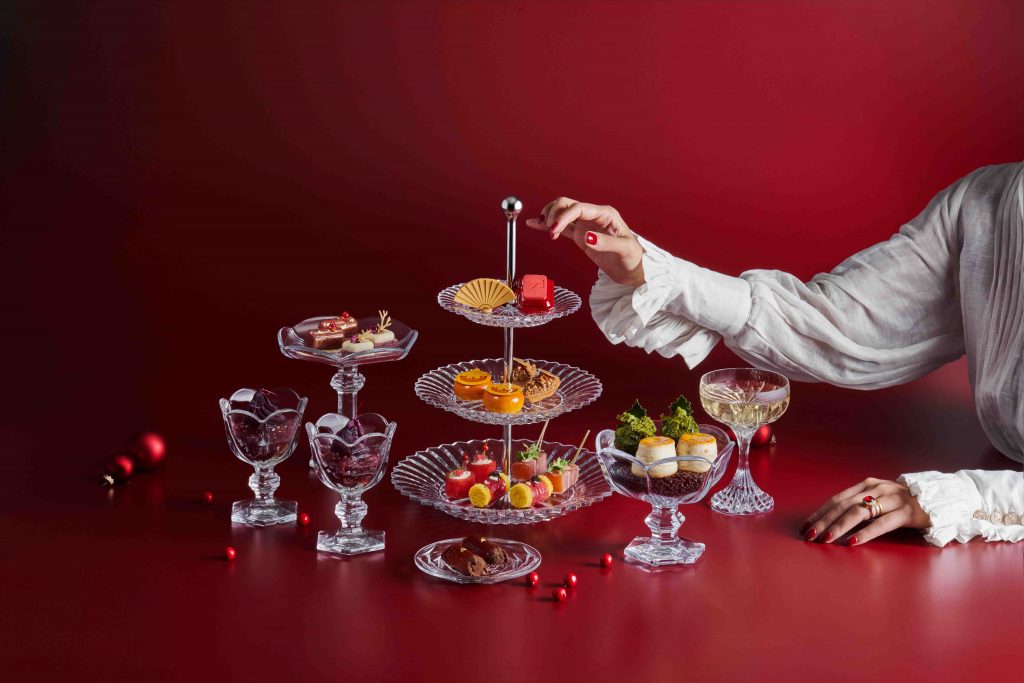 Celebrate A Season of Enchantment: Baccarat and Mandarin Oriental, Singapore Unite for a Sparkling Festive Experience - Alvinology