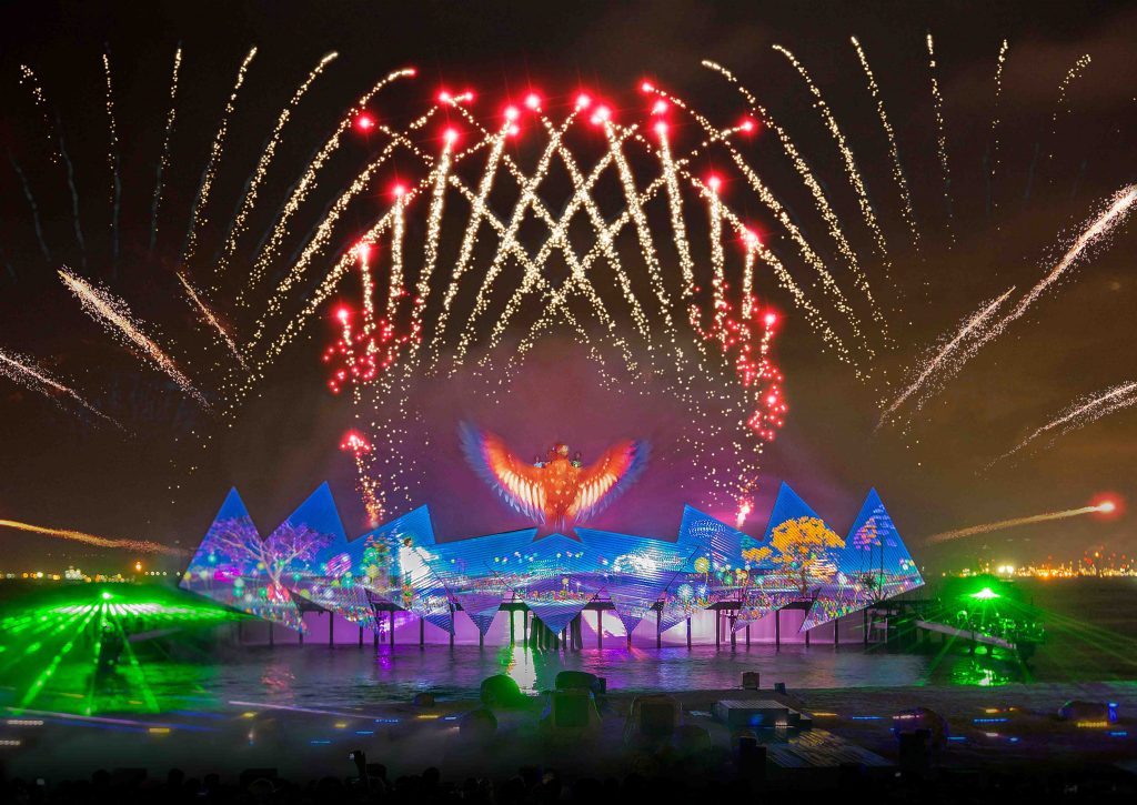Wings of Time Marks 10 Years with Extended Fireworks Display This December - Alvinology