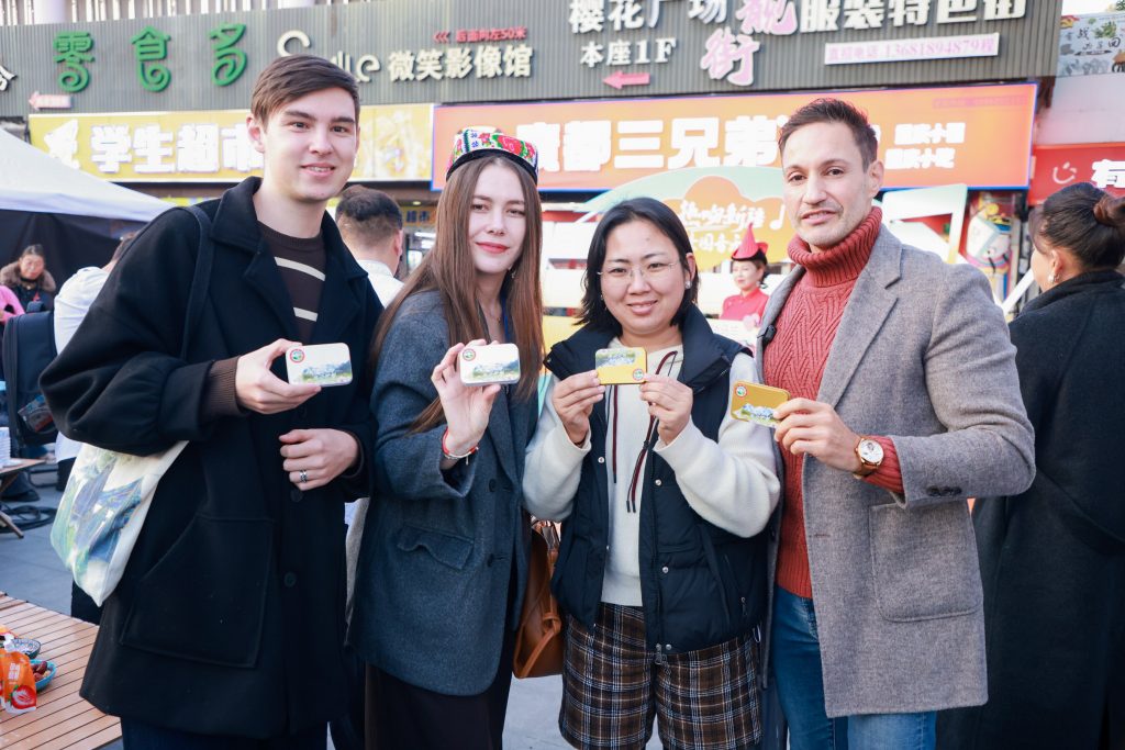 Experience the Magic of Xinjiang: 'Kiss Xinjiang' Unveiled at the 2024 China International Travel Mart Experience the Magic of Xinjiang: 'Kiss Xinjiang' Unveiled at the 2024 China International Travel Mart - Alvinology