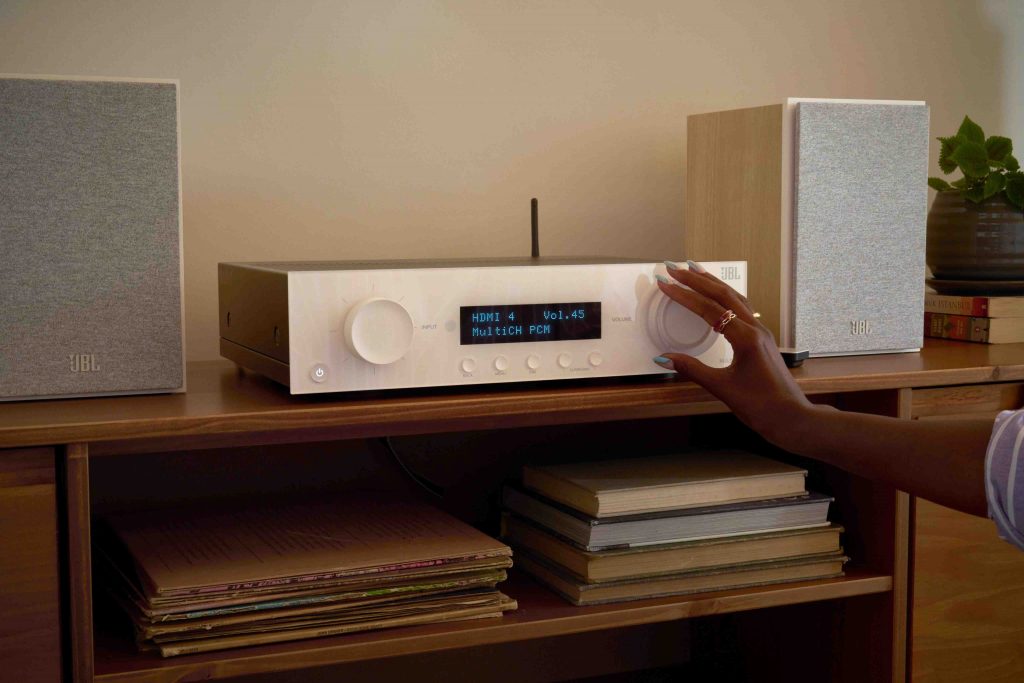 JBL’s New Modern Audio AV Receivers and Stage 2 Loudspeakers Bring Cinema-Quality Sound to Home Theatres - Alvinology