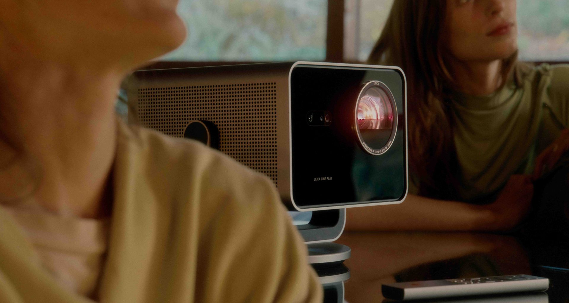 Leica Cine Play 1: A Stylish, Portable Cinema Experience Anytime, Anywhere - Alvinology