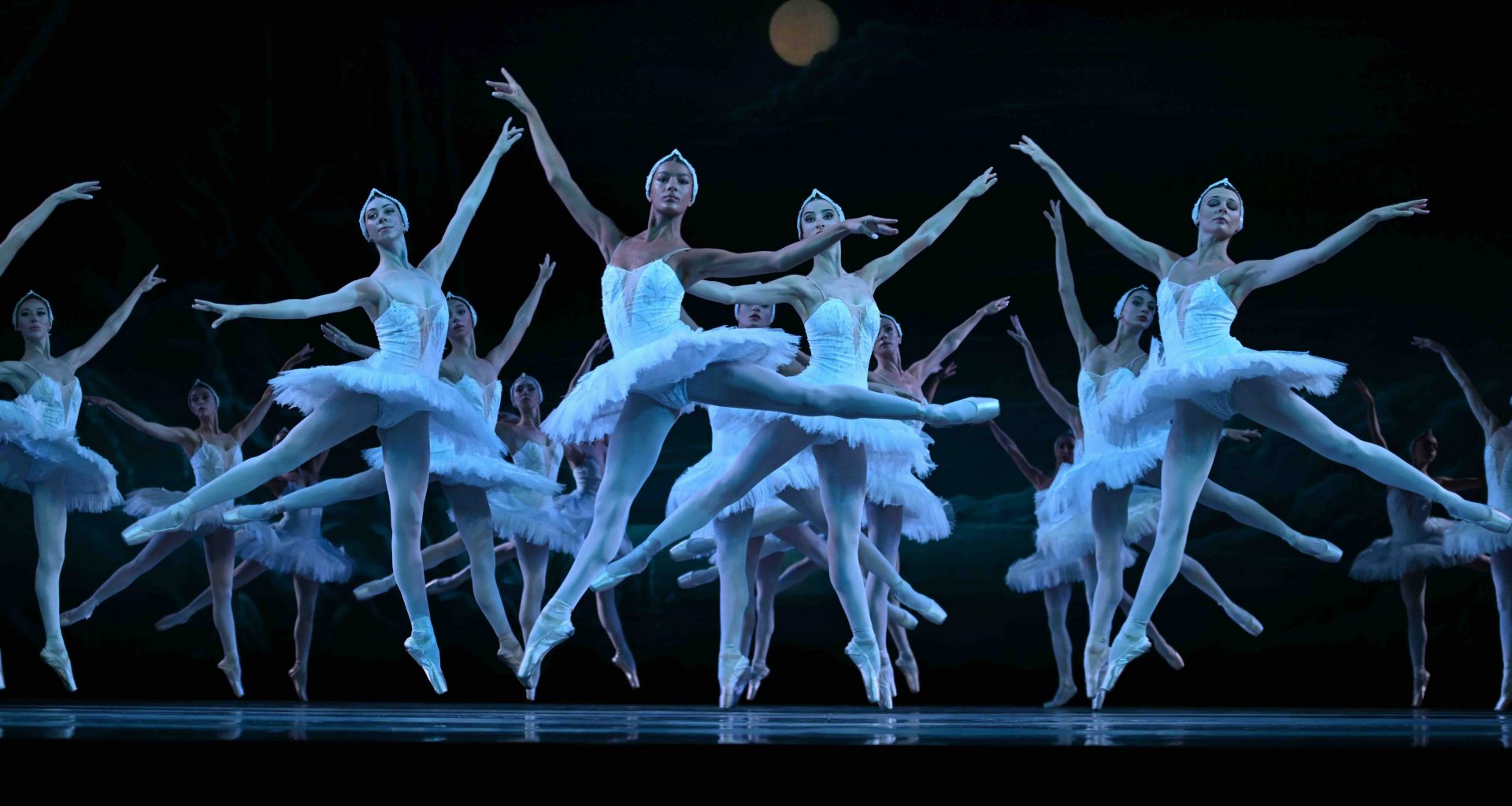 Swan Lake Premieres in Singapore with the Iconic State Ballet of Georgia - Alvinology