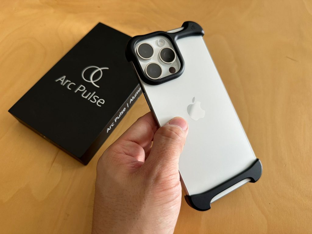 Arc Pulse Phone Case: A Minimalist Marvel and Perfect Christmas Gift for Fashion Forward Friends - Alvinology