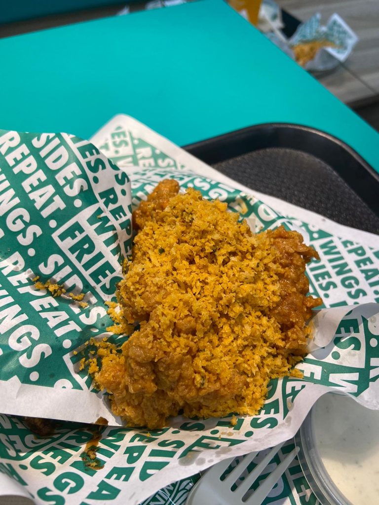 IRVINS Teams Up with Wingstop to Launch New Salted Egg Flavour Chicken Wings - Alvinology