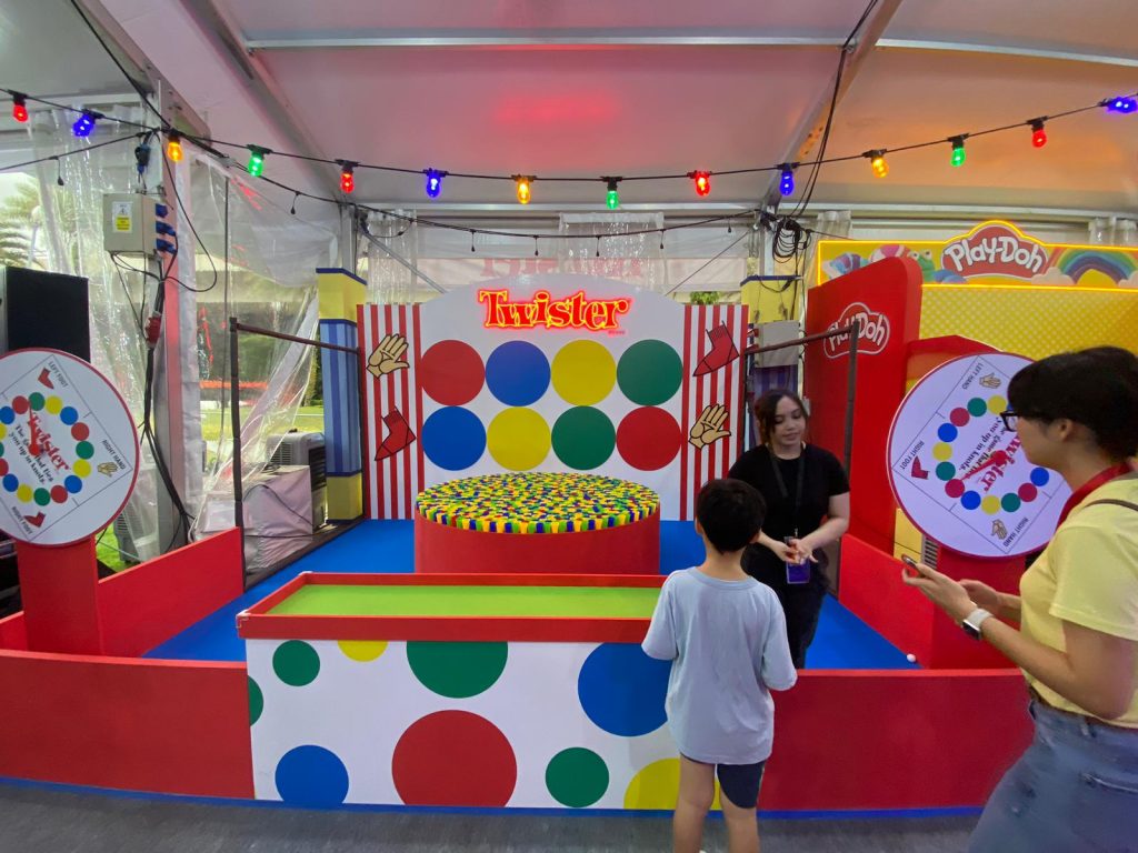 Celebrate Christmas with Hasbro Magic and more at VivoCity from 8 Nov to 31 Dec - Alvinology