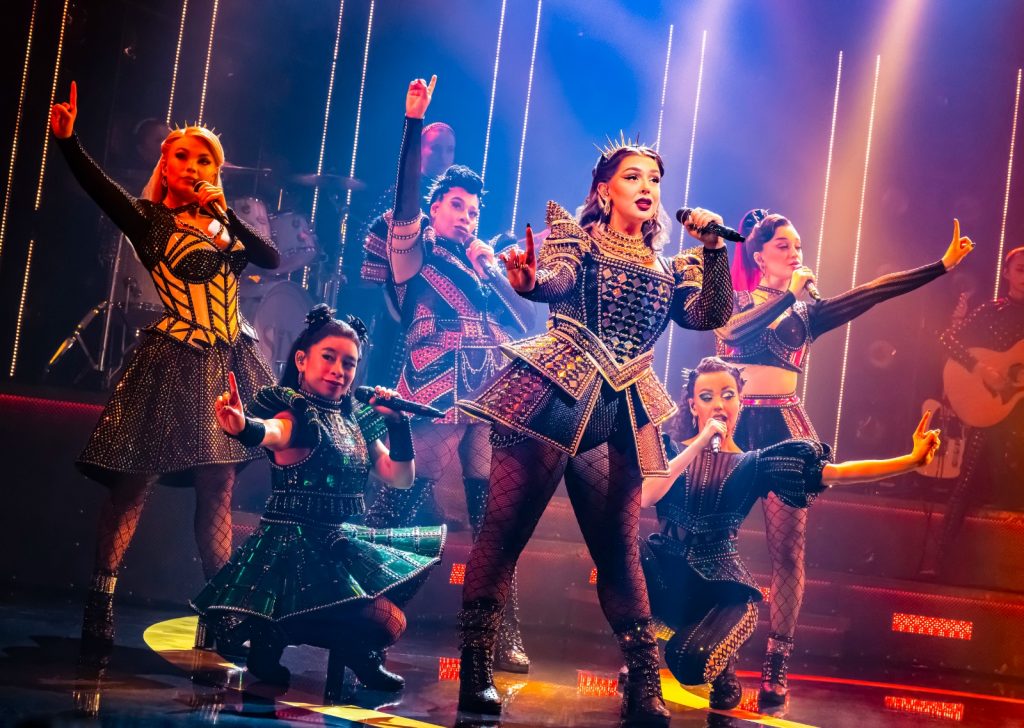 [Review] SIX the Musical: A Spectacle of Tudor History, Pop, and Empowerment for the Woke Generation - Alvinology