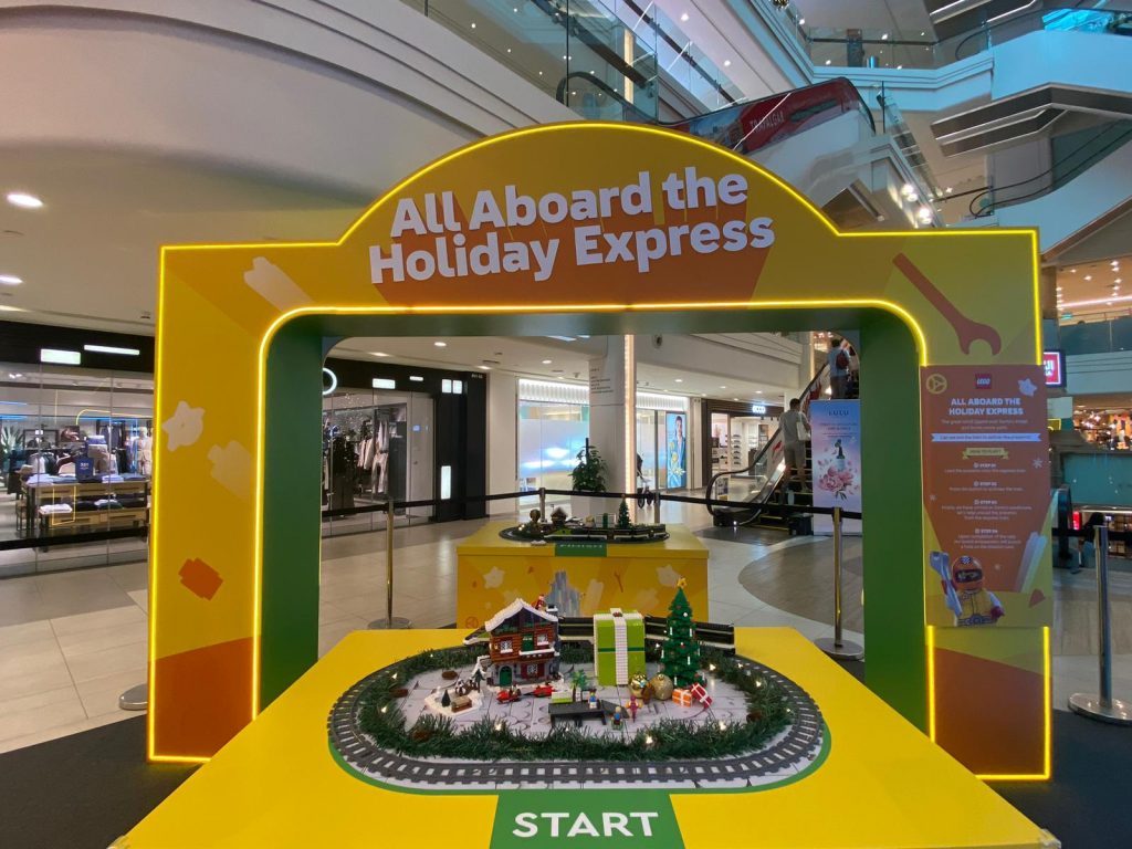 Celebrate the Holiday Season with The LEGO Group in "Gift the Superpower of Play" at CapitaLand Malls - Alvinology