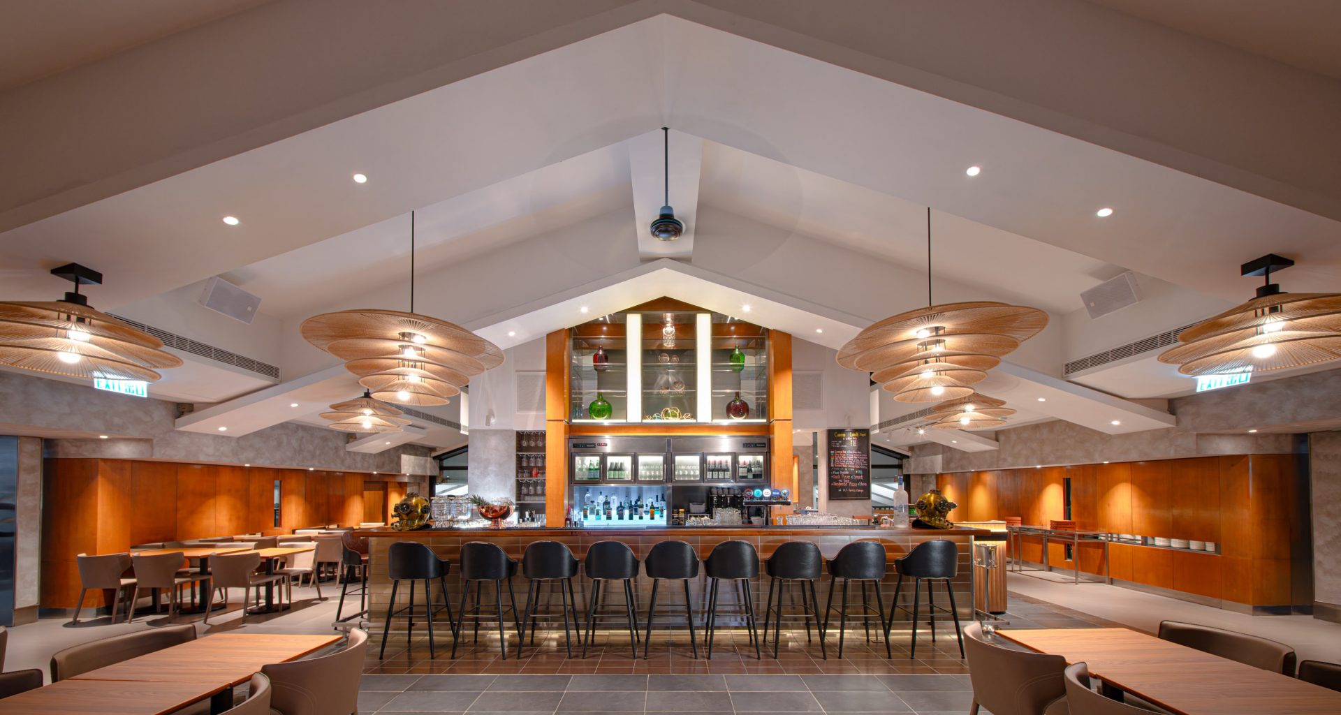 Pier 7 Café & Bar Returns with Mediterranean Flair and Breathtaking Harbour Views - Alvinology