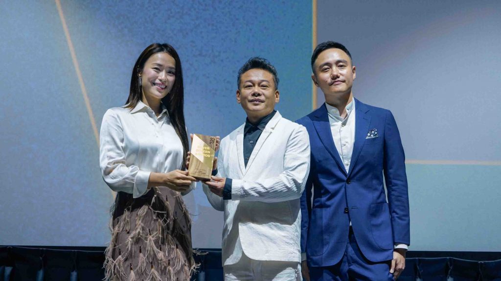 35th Singapore International Film Festival Opens with Southeast Asian Premiere of Stranger Eyes 35th Singapore International Film Festival Opens with Southeast Asian Premiere of Stranger Eyes - Alvinology