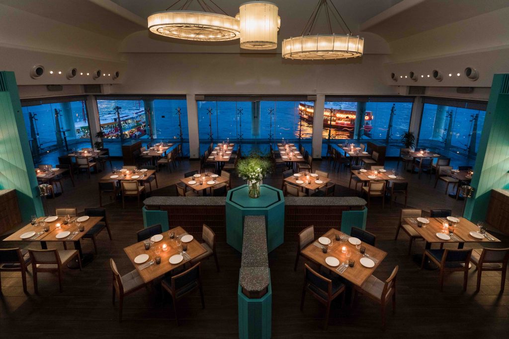 Celebrate 2025 with WATERMARK’s Luxurious “Harbour Bliss Afternoon Tea Menu” - Alvinology