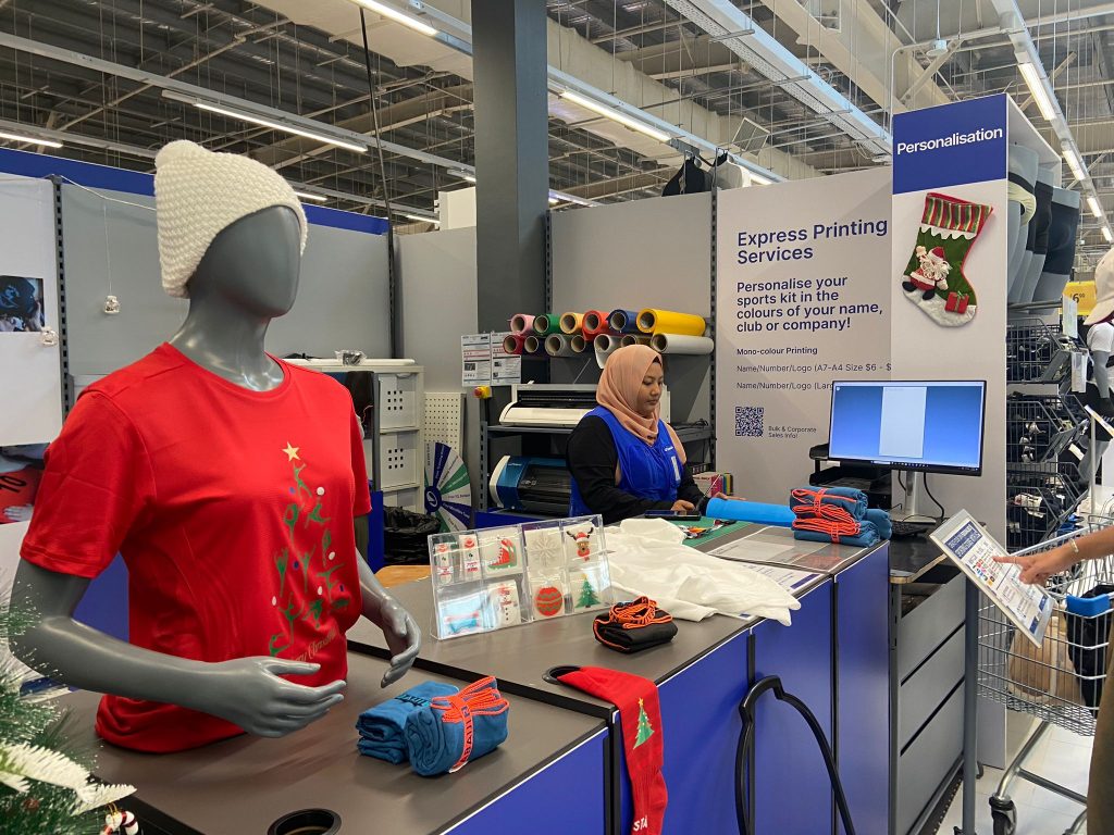 Festive Plays at Decathlon Singapore Experience Stores - Win Daily $10 Gift Card if You Win Santa at Table Tennis Festive Plays at Decathlon Singapore Experience Stores - Win Daily $10 Gift Card if You Win Santa at Table Tennis - Alvinology