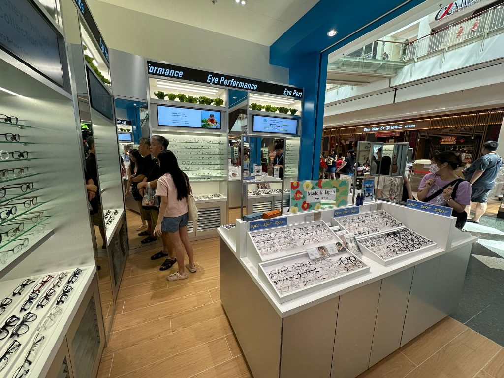 Zoff Opens Its First Heartland Store at Jurong Point - Alvinology