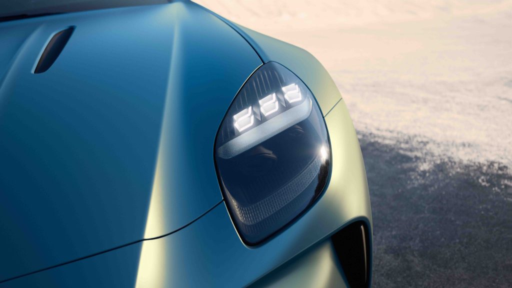 Aston Martin Unveils the New Vantage Roadster: Open-Air Thrills Redefined - Alvinology