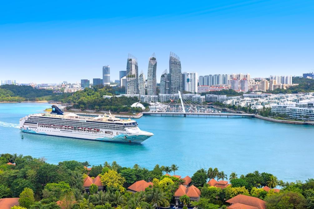 Norwegian Spirit Arrives in Singapore: A New Era of Cruise Adventures in Asia - Alvinology