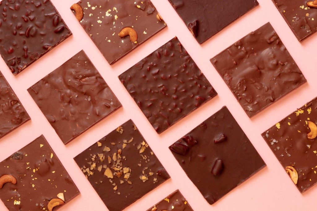 Tai Sun x Mr. Bucket Prosperity Box: Exquisite Blend of Artisanal Chocolate and Nostalgic Festive Snacks - Alvinology