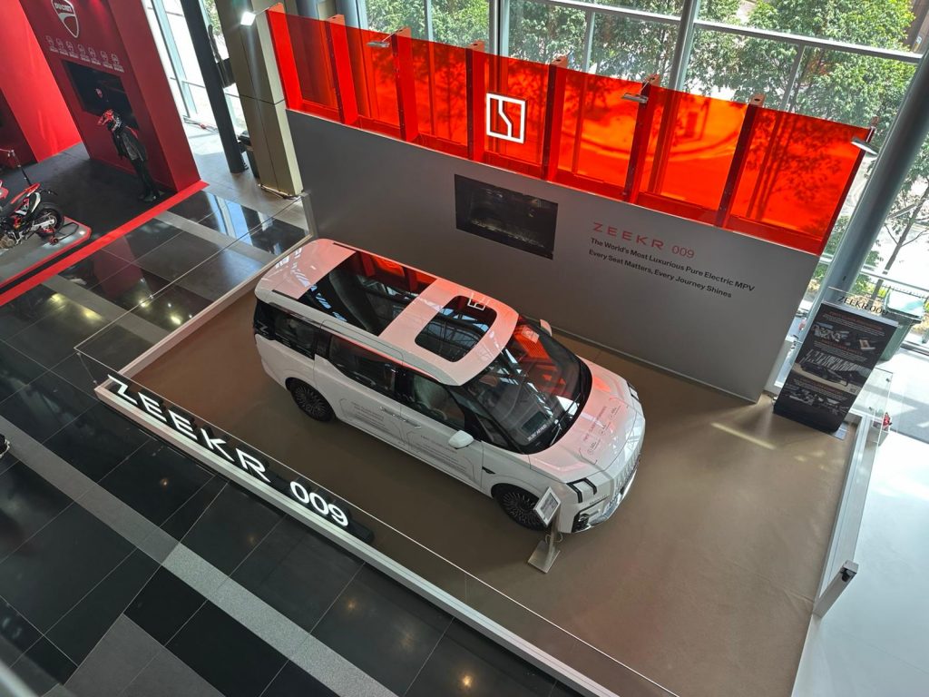 Singapore Motorshow 2025 Opens with Record-Breaking Showcase of Over 160 Vehicles - Alvinology