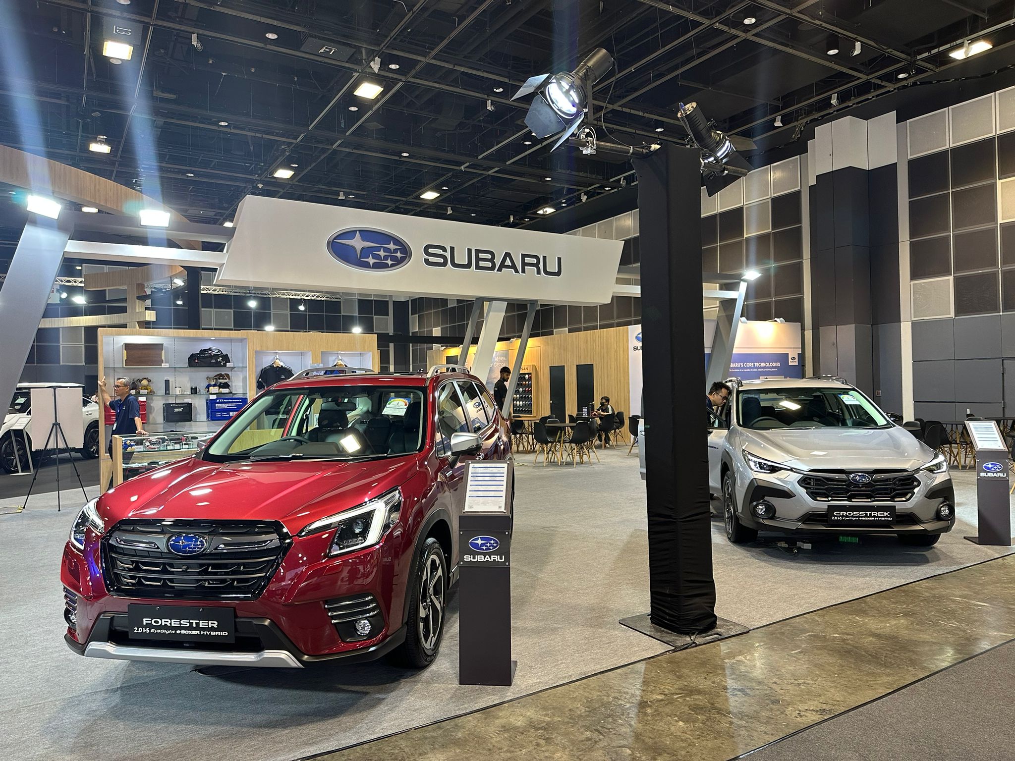 Singapore Motorshow 2025 Opens with Record-Breaking Showcase of Over 160 Vehicles - Alvinology