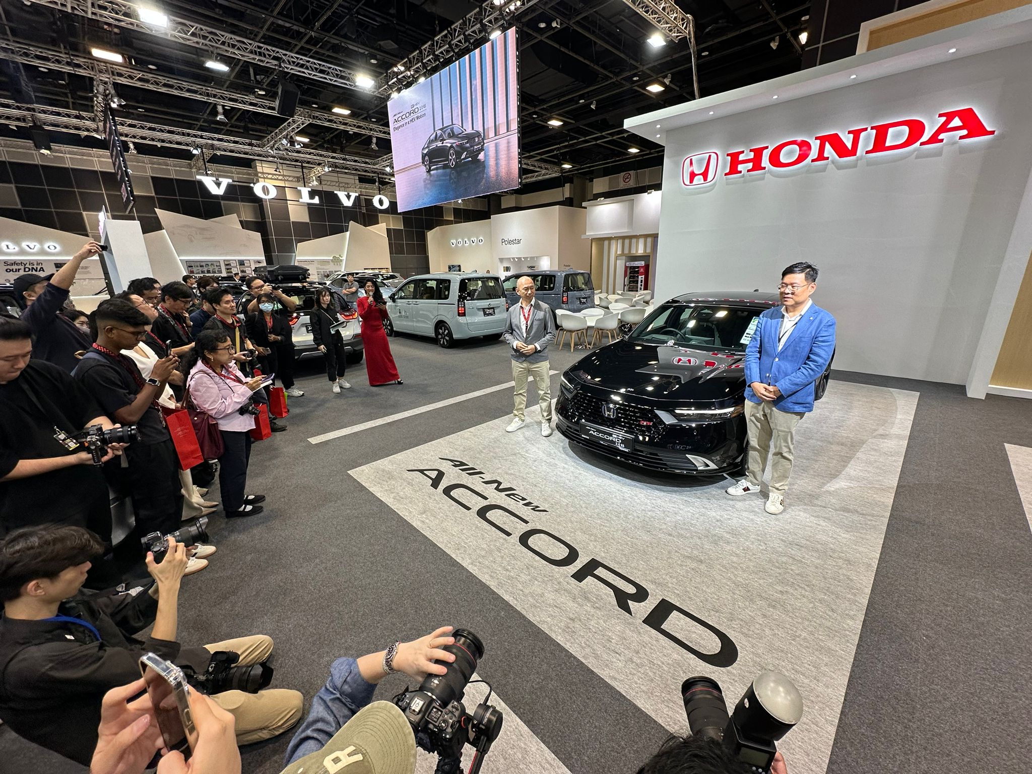 Singapore Motorshow 2025 Opens with Record-Breaking Showcase of Over 160 Vehicles - Alvinology