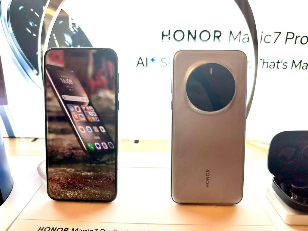 HONOR Unveils Magic7 Pro and PORSCHE DESIGN HONOR Magic7 RSR in Singapore - Alvinology