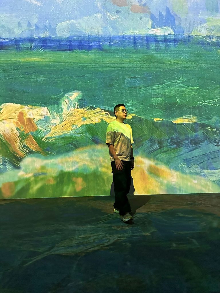 Step Inside Masterpieces: Van Gogh and Klimt Immersive Exhibitions Light Up Singapore at Parkview Square - Alvinology