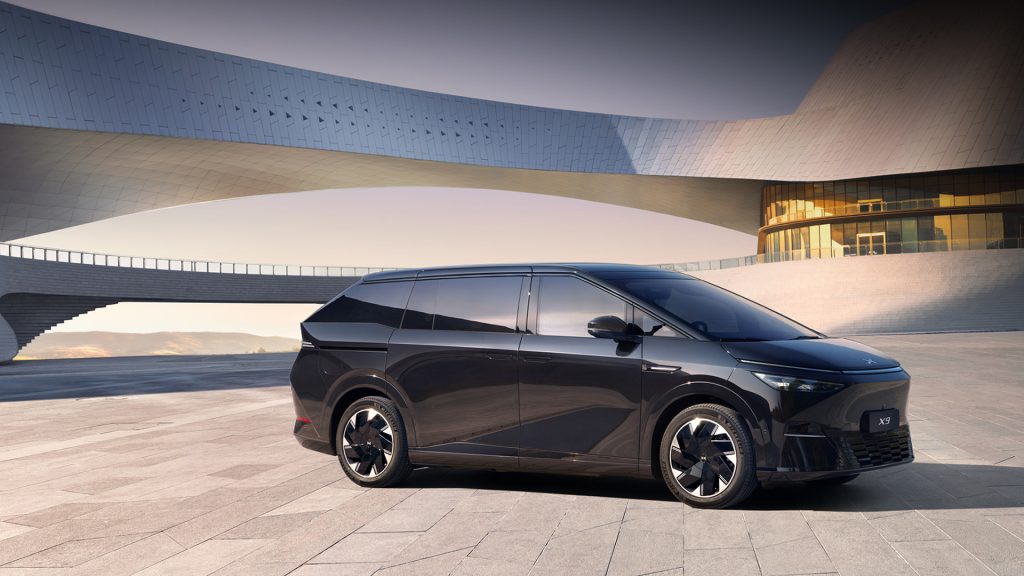 XPENG Unveils the Groundbreaking XPENG X9 MPV at Singapore Motorshow 2025 - Alvinology