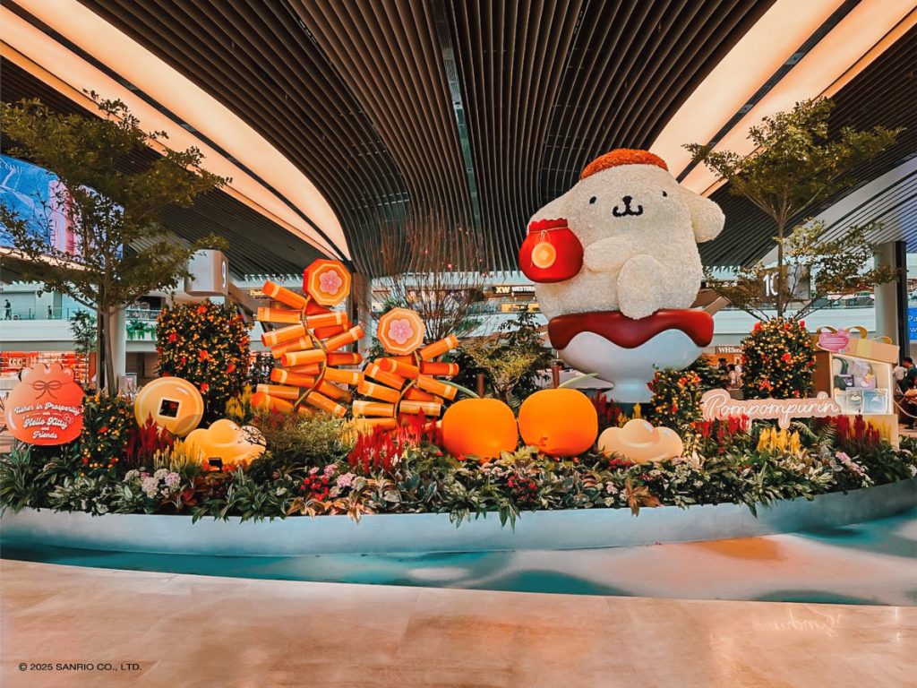 Changi Airport Welcomes Chinese New Year with Stunning Sanrio-Themed Floral Displays - Alvinology