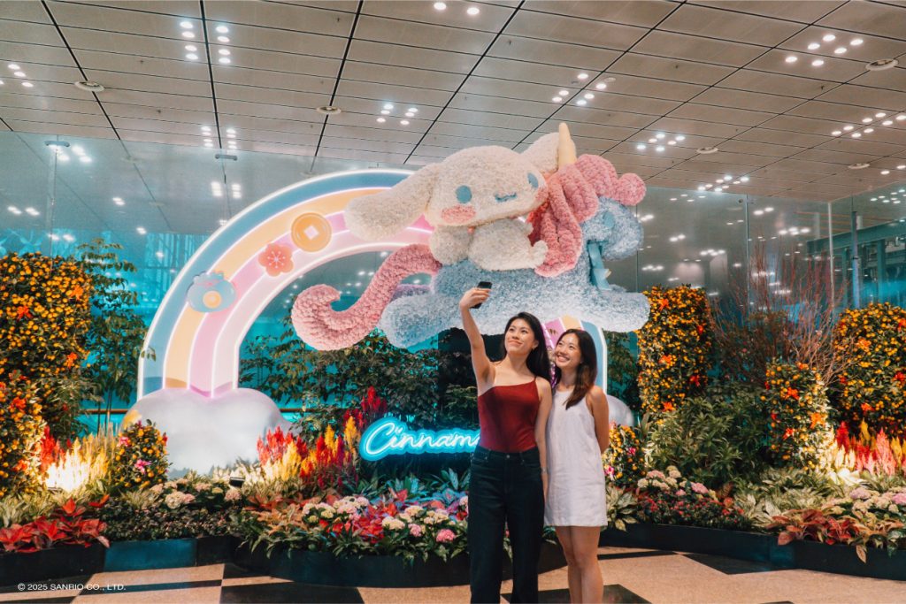 Changi Airport Welcomes Chinese New Year with Stunning Sanrio-Themed Floral Displays - Alvinology