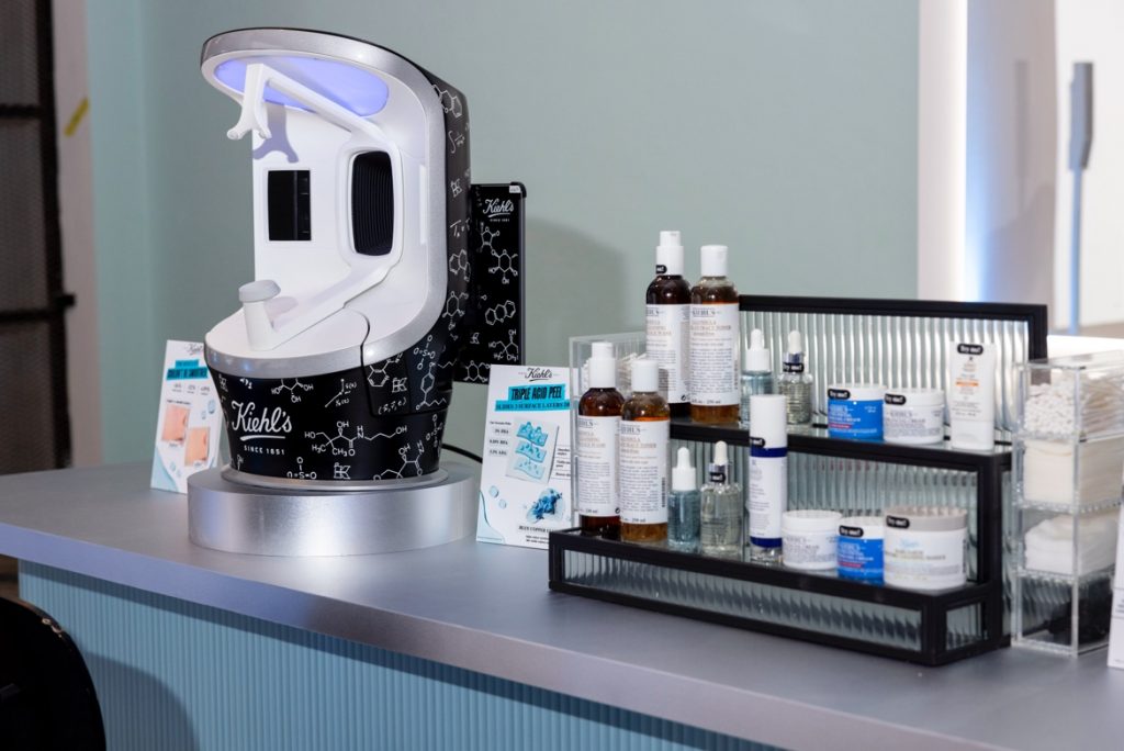 Kiehl’s Glow Lab Debuts in New Bahru with Slippery Glass Skin Routine - Alvinology