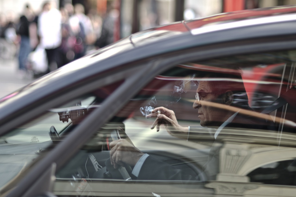 One Split Second: The Devastating Effects of Distracted Driving - Alvinology