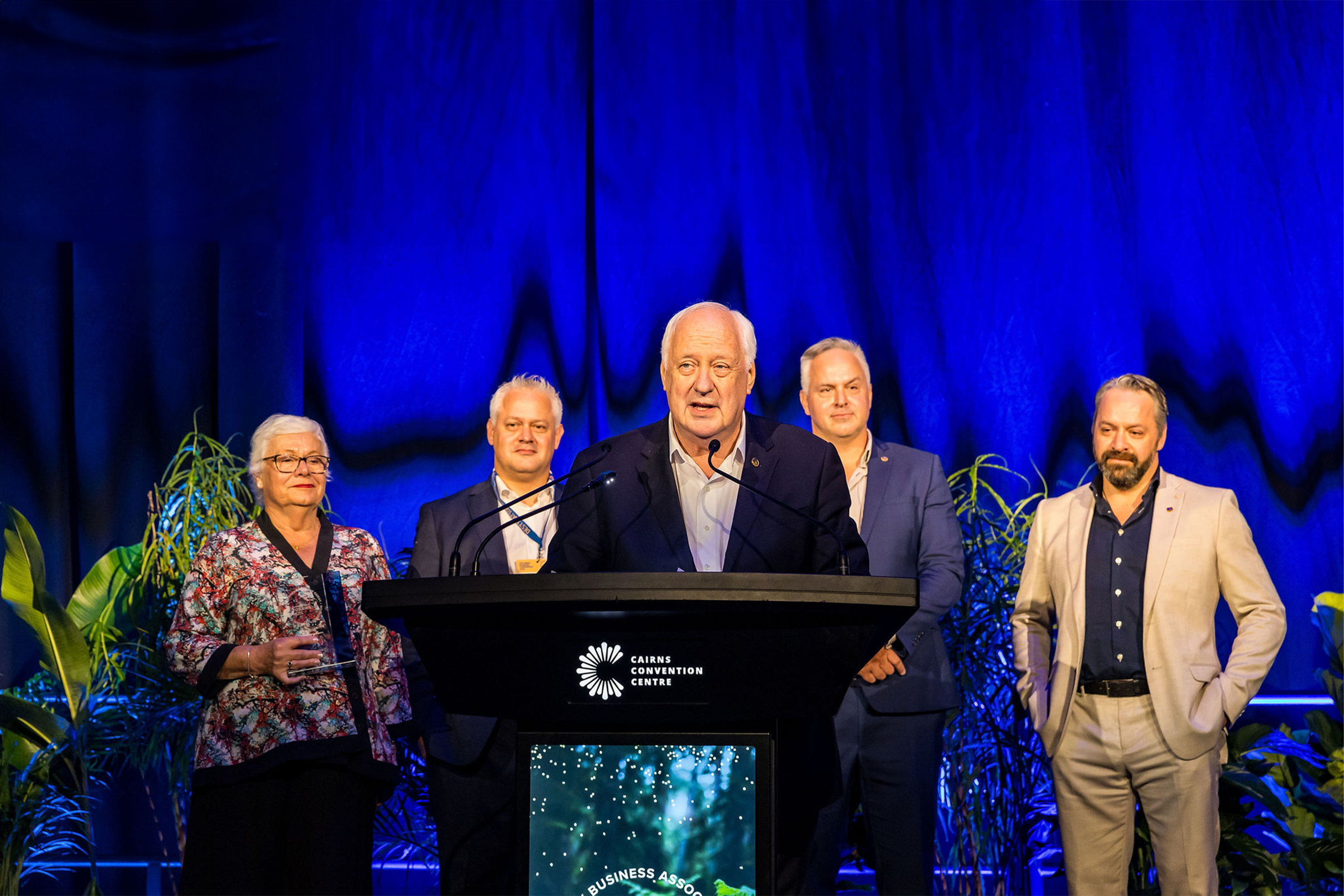 Swiss-Belhotel International Wins Leading Industry Awards Gavin M. Faull and Faull family at Family Business Conference 2024: Asia Pacific in Cairns