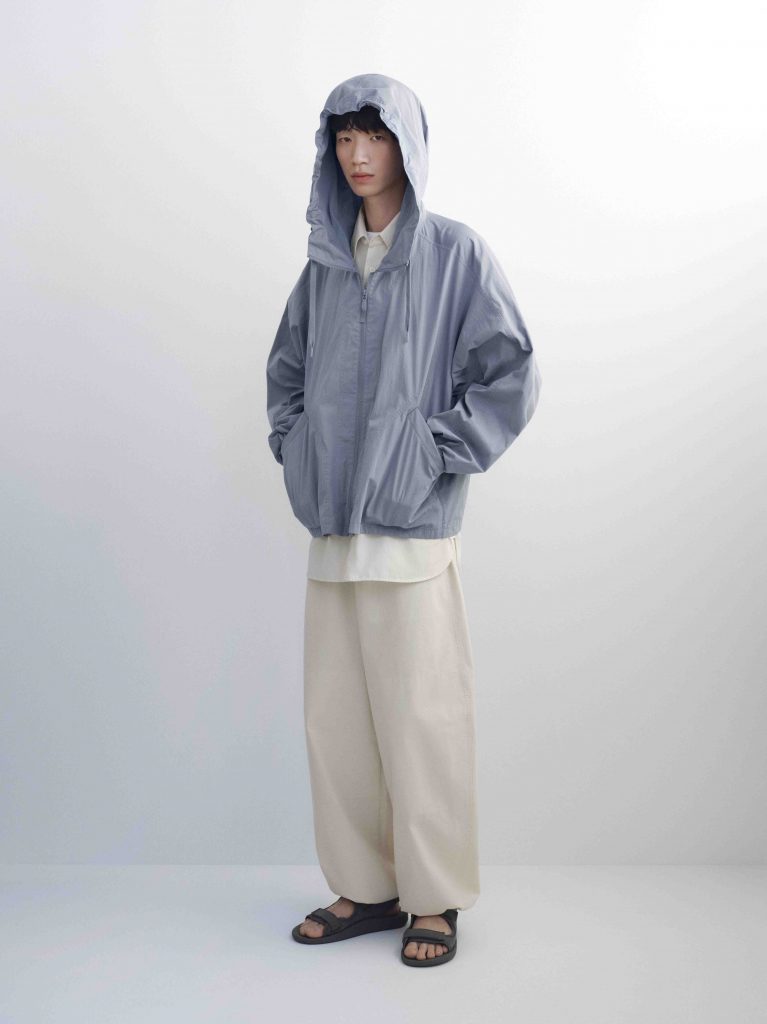 Uniqlo U Spring/Summer 2025 Collection Arrives March 21 with Pastels and Lightweight Layers - Alvinology
