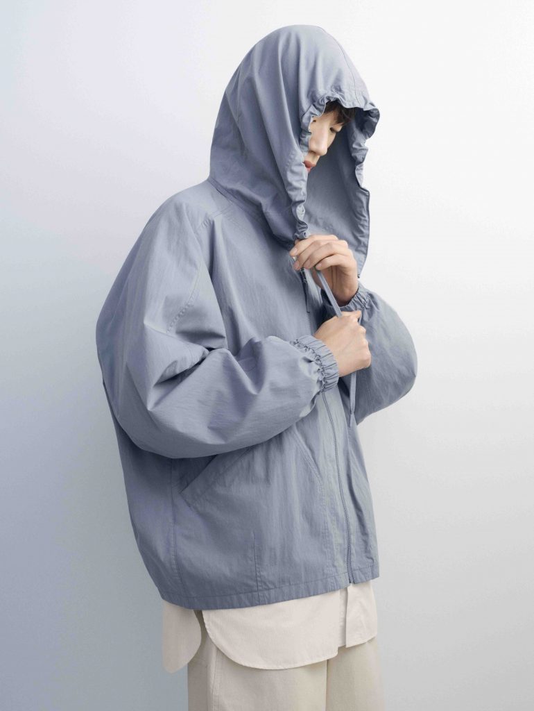 Uniqlo U Spring/Summer 2025 Collection Arrives March 21 with Pastels and Lightweight Layers - Alvinology