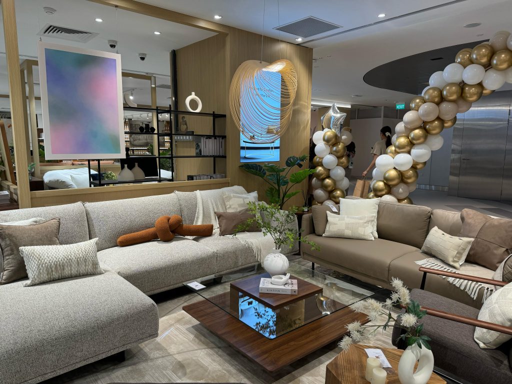IUIGA Unveils Southeast Asia’s Largest Flagship Store at The Cathay, Introducing Smart Home and Renovation Services - Alvinology