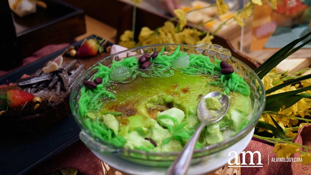 [Review] Savour the Essence of Phuket at Grand Copthorne Waterfront's Thai Culinary Extravaganza - Alvinology
