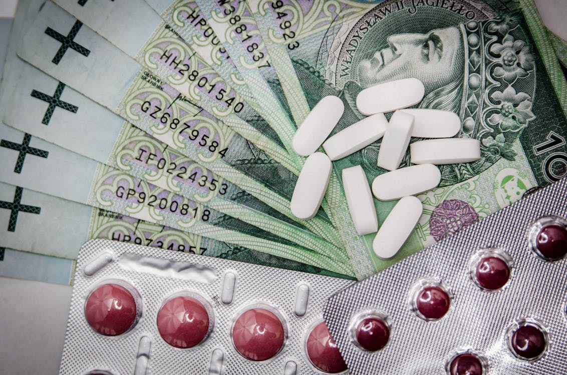 How to Support a Loved One Struggling with Addiction - Alvinology