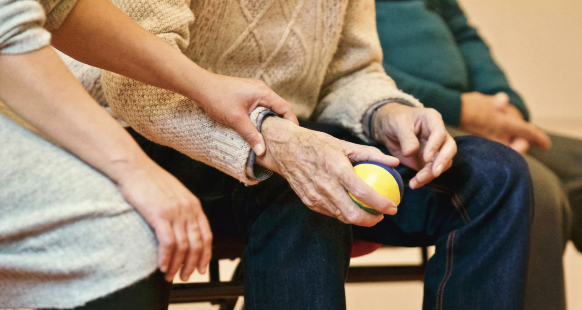 Taking Care of Your Elderly Loved Ones: Guide for 2025 - Alvinology