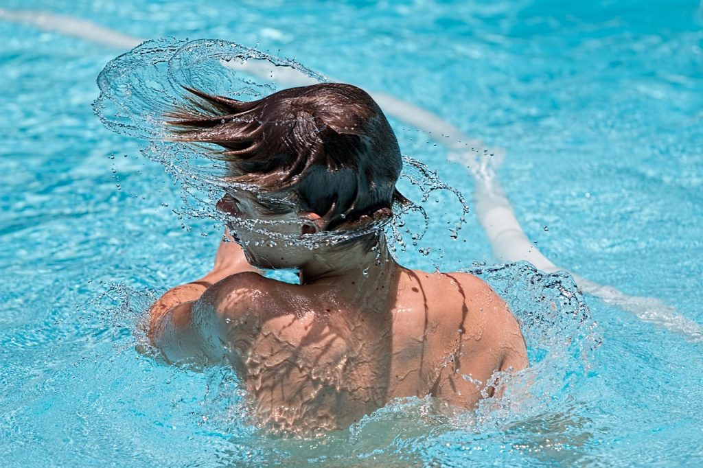 Why Every Parent Should Enroll Their Child in Swimming Lessons - Alvinology