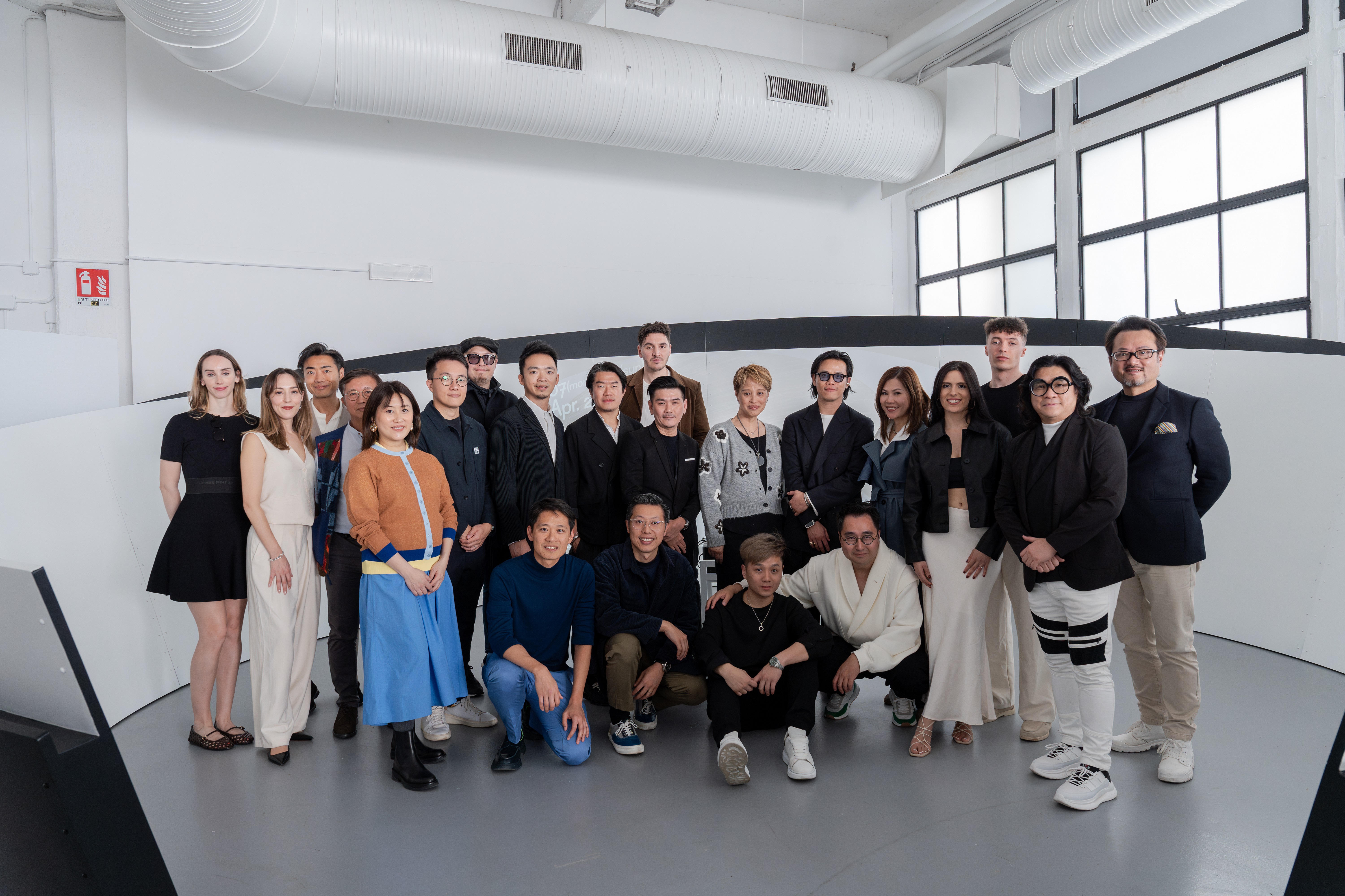 Hong Kong Interior Design Week 2025 Highlight: Urban Reflection Exhibition Unveiled in Milan to Celebrate Hong Kong's Interior Design and Manufacturing Talents Ten renowned Hong Kong interior designer groups and furniture manufacturers attend the opening ceremony of "Urban Reflection Exhibition" in Milan.