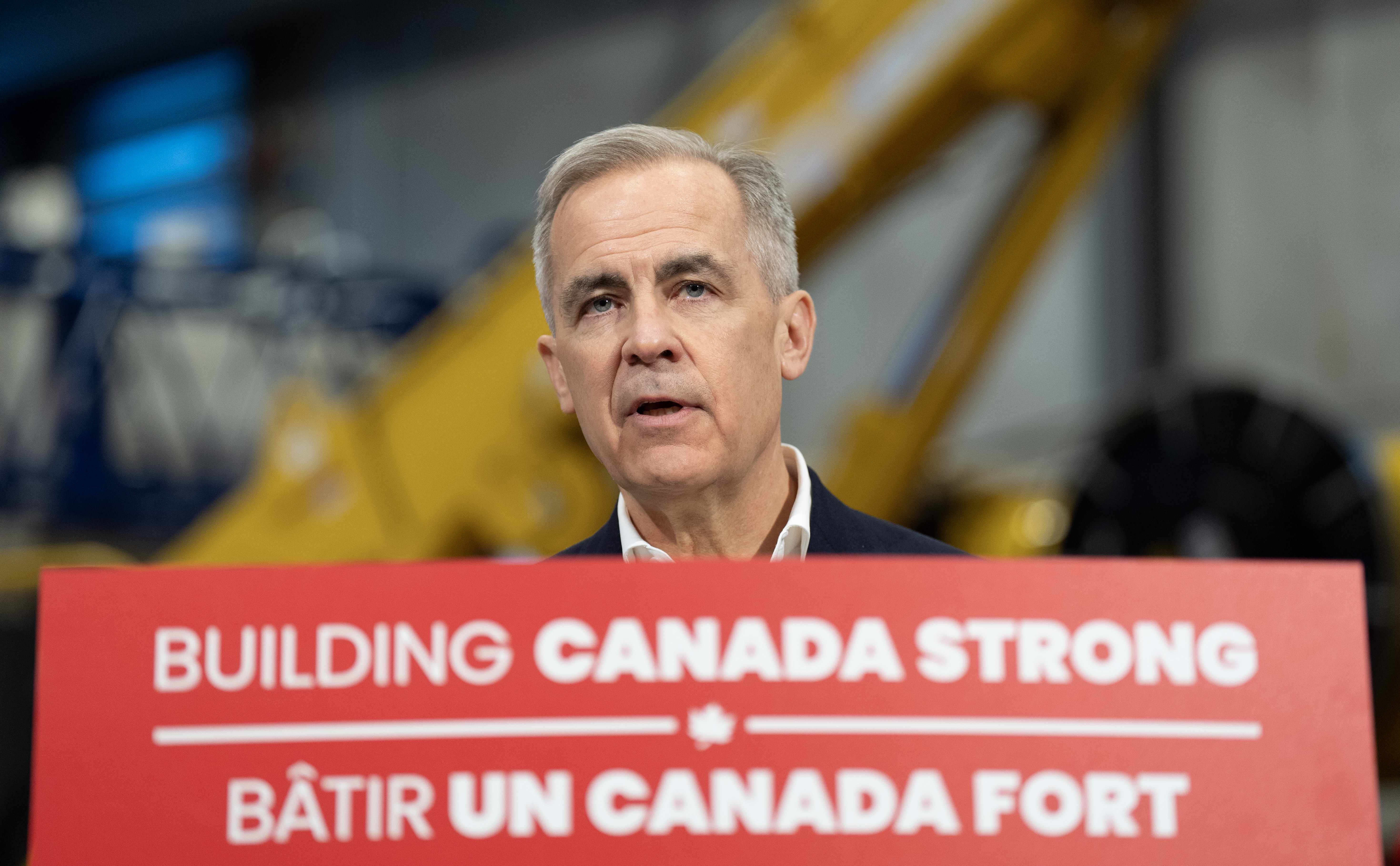 Democracy News Alliance - Canada must reduce reliance on extractive industries and U.S. exports, report finds Liberal Leader Mark Carney, shown here campaigning at the Operating Engineers Training Institute of Ontario in Oakville, has rallied Canadians around national unity and is now in a close race against the Conservatives ahead of the federal election on April 28. (Photo by Adrian Wyld/The Canadian Press) - The use of this image for editorial purposes is permitted and free of charge provided that all conditions of use are complied with. Publication must use image credits.