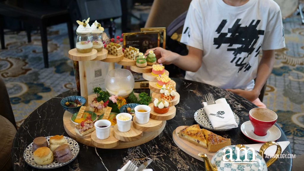 [Review] InterContinental Singapore and Comvita Debut Honey-Themed Afternoon Tea by Pastry Maestro Jason Goh - Alvinology