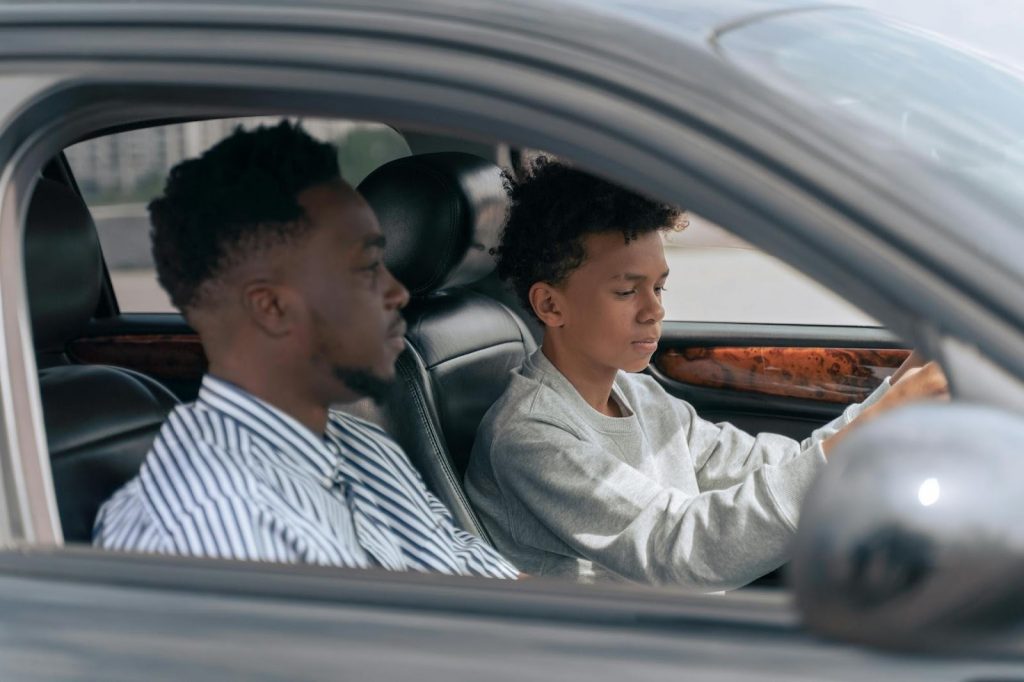 Essential Road Safety Tips That Every Teen Driver Needs to Learn - Alvinology