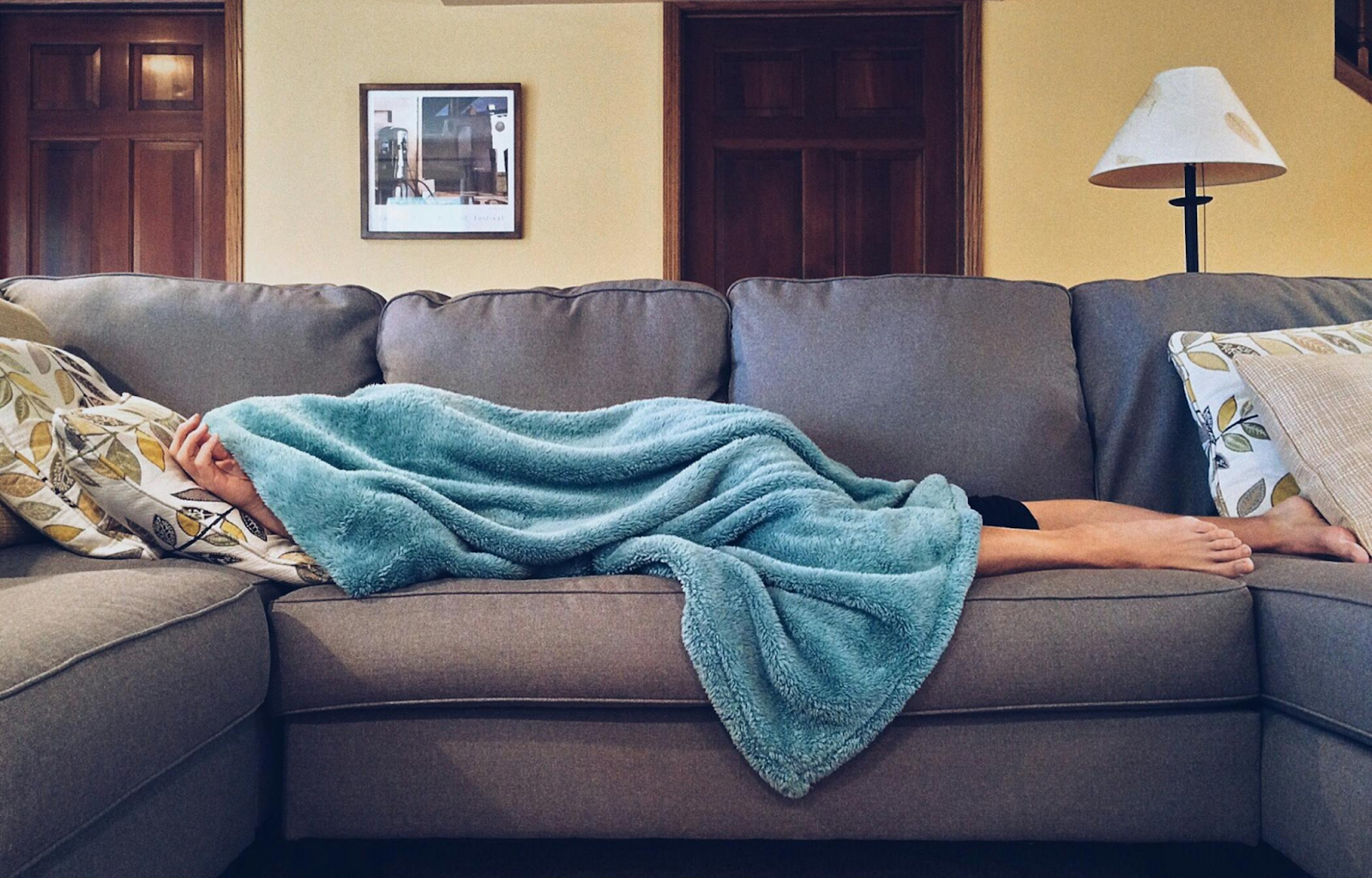 Wellness Tips to Keep You Glowing on the Go - Alvinology