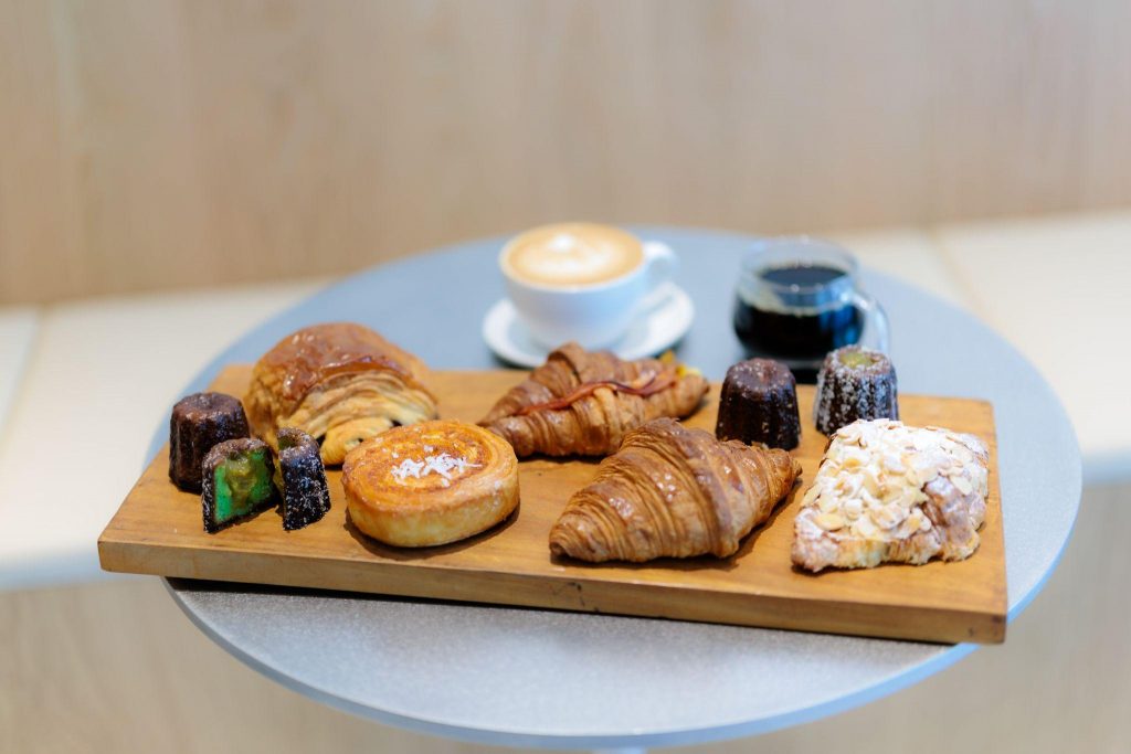 Blue Bottle Coffee Makes Its Southeast Asian Debut at LUMINE Singapore Blue Bottle Coffee Makes Its Southeast Asian Debut at LUMINE Singapore - Alvinology