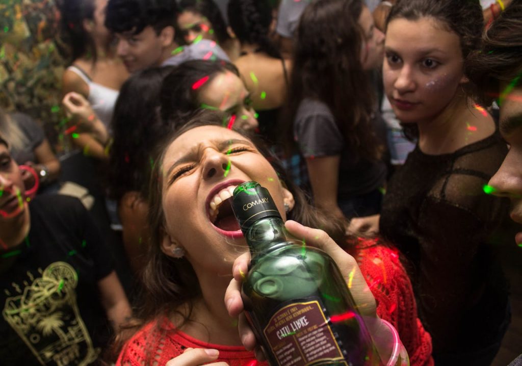 The Dark Side of Summer Fun: Stay Safe from Drunk Drivers - Alvinology