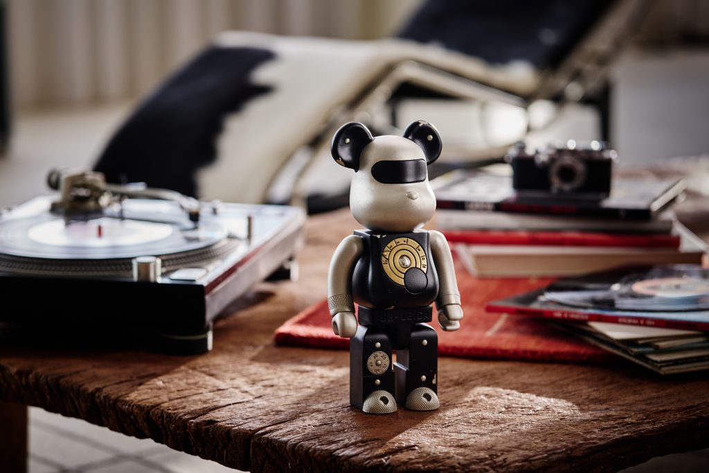 Leica Celebrates 100 Years of Leica I with Exclusive BE@RBRICK x Royal Selangor Collaboration Leica Celebrates 100 Years of Leica I with Exclusive BE@RBRICK x Royal Selangor Collaboration - Alvinology
